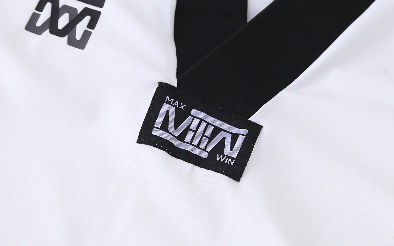 DOBOK-OLÍMPICO-HOMBRE-(MW-028-1)_04.jpg
